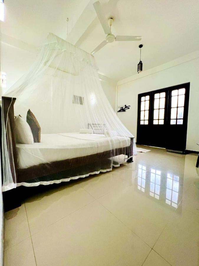 Leen Tangalle Exterior photo