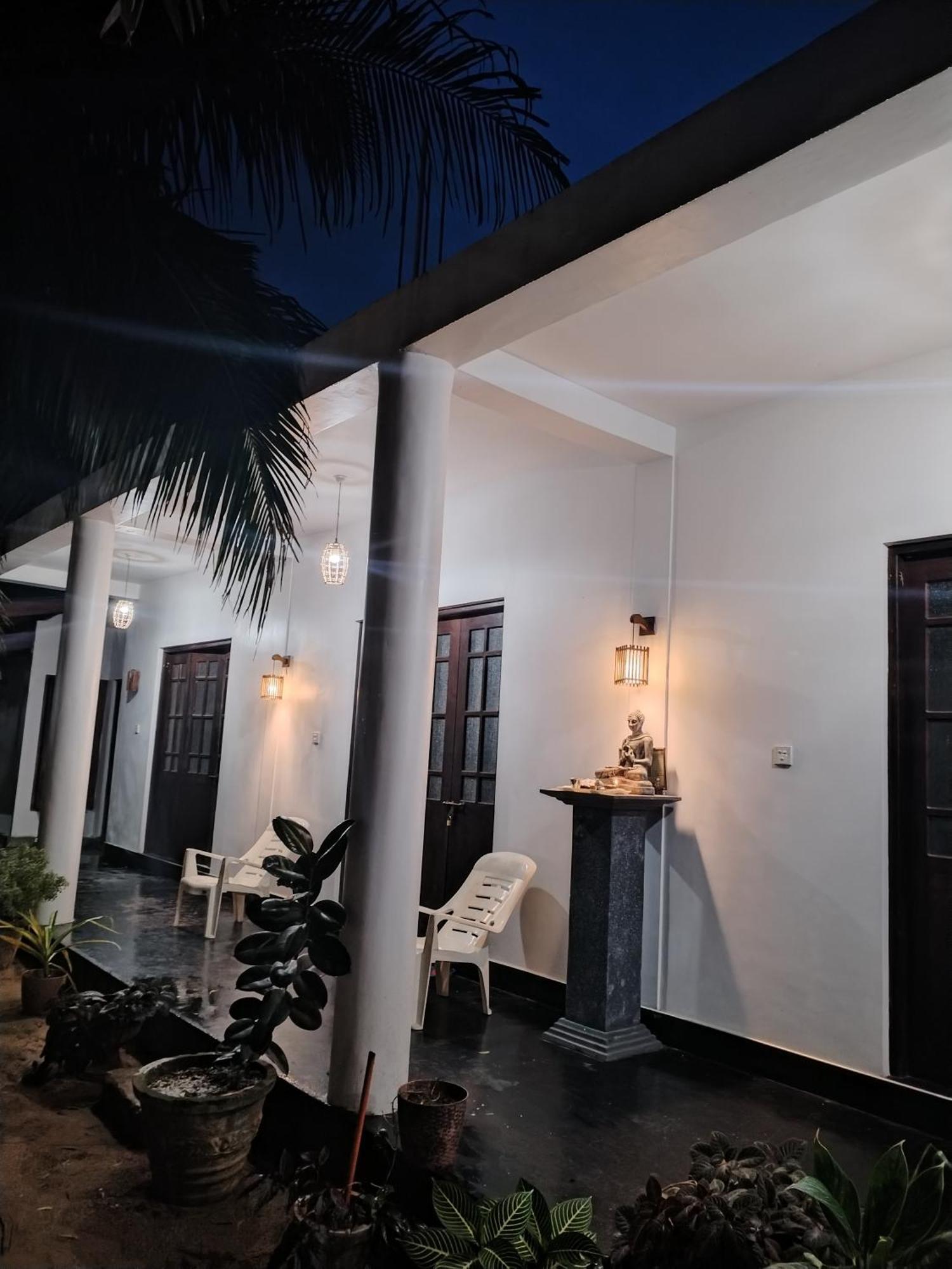 Leen Tangalle Exterior photo