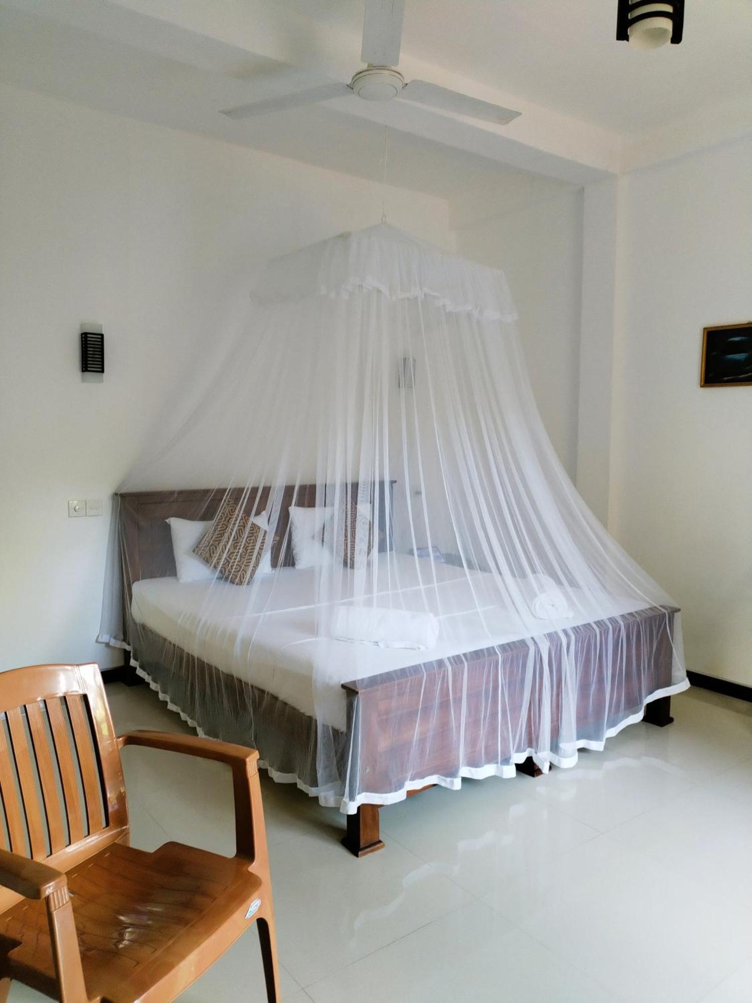 Leen Tangalle Exterior photo