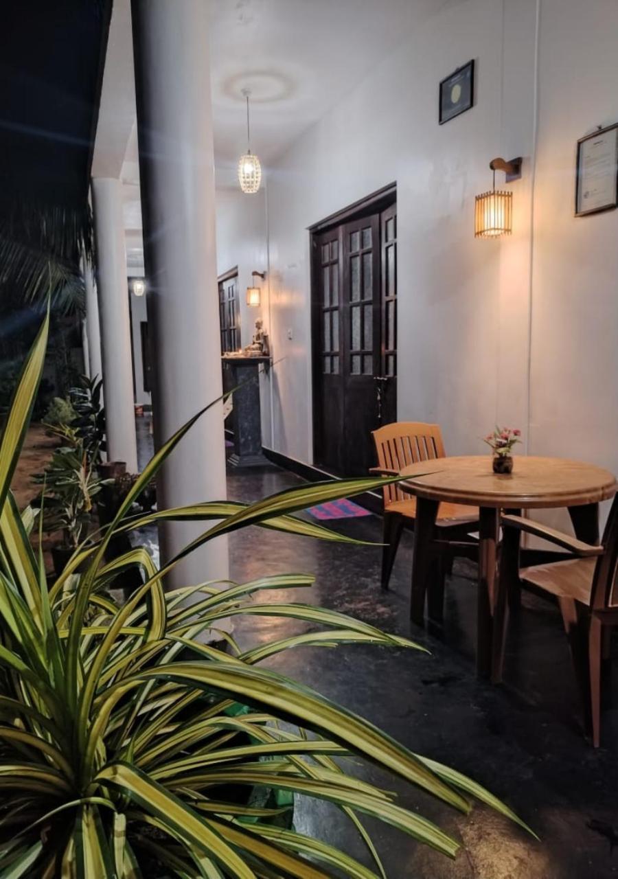 Leen Tangalle Exterior photo