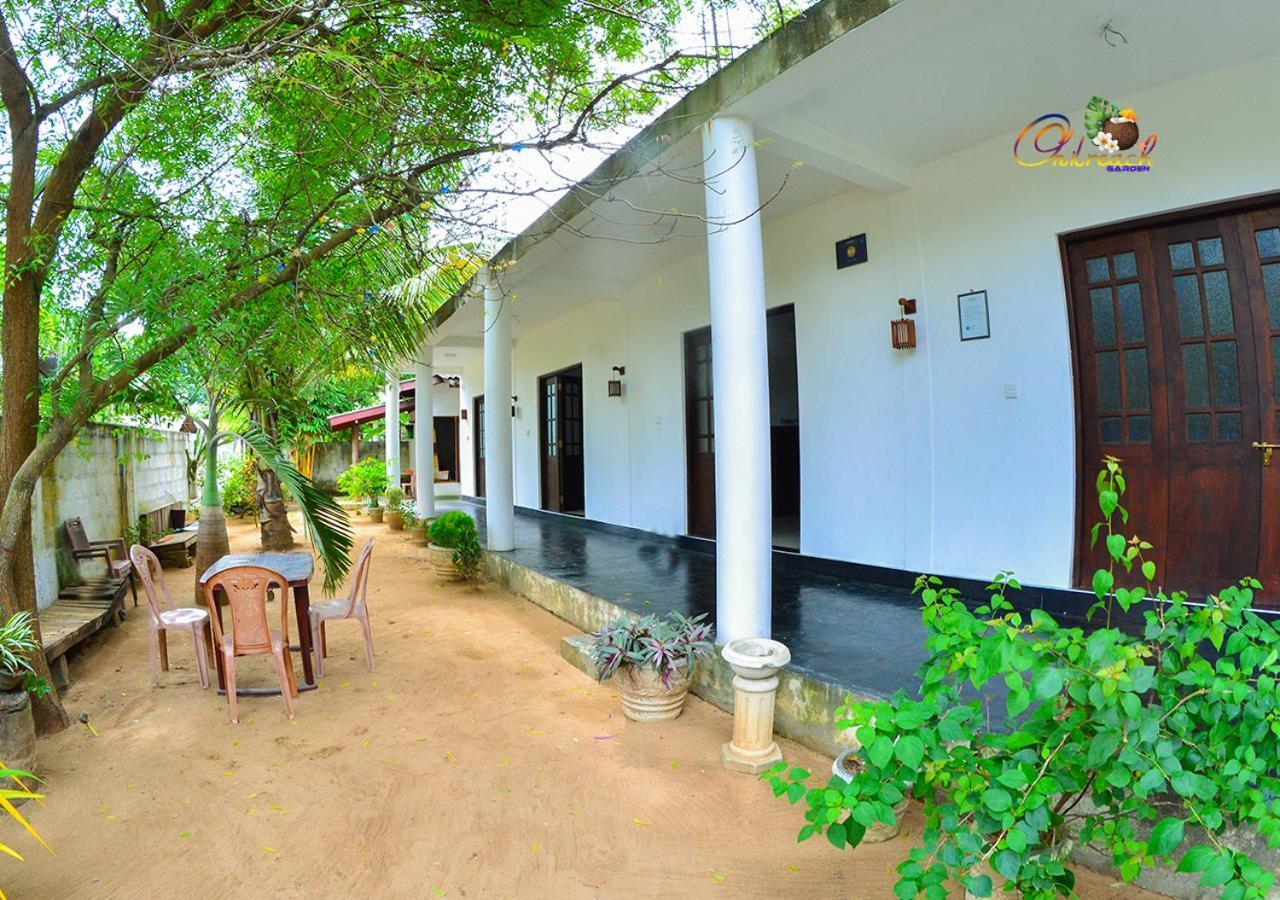Leen Tangalle Exterior photo